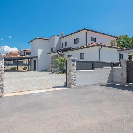 1 Bedroom Lovely In * Porec